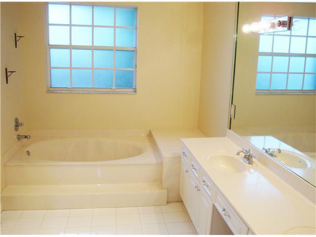14300 Southwest 153rd Place Miami, FL 33196 - Photo 15 of 22