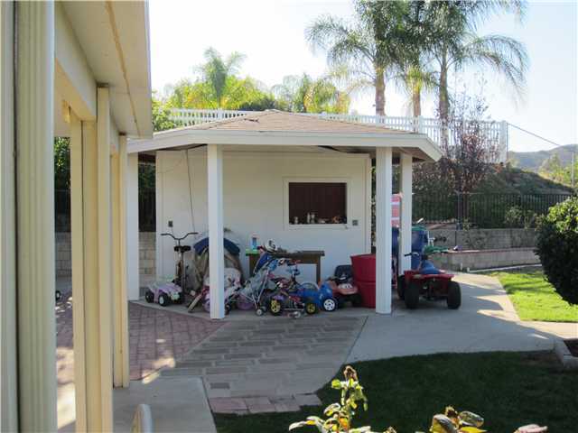 12628 Ridgeton Drive Lakeside, CA 92040 - Photo 5 of 6 Gallery Image 5