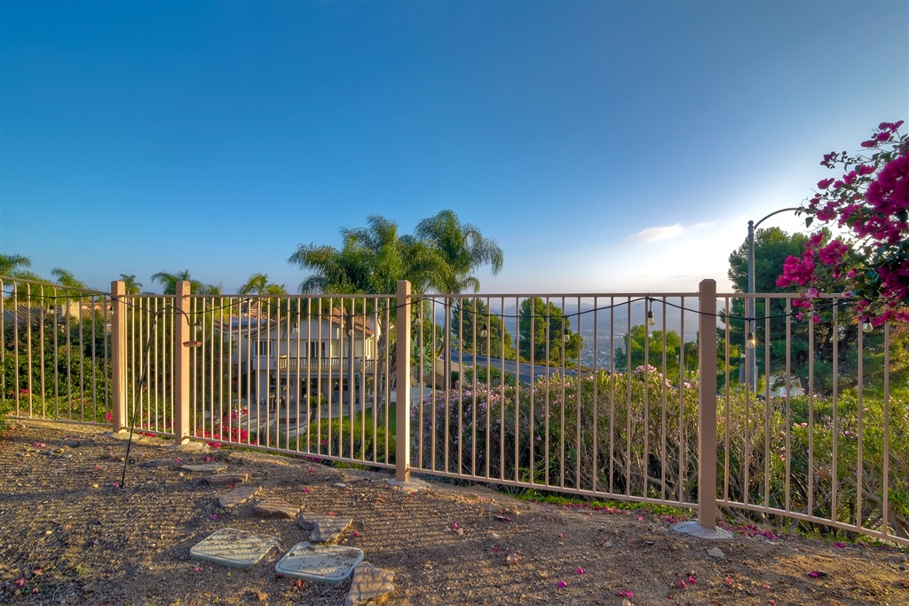 2515 Moonlight Glen Escondido, CA 92026 - Photo 18 of 23