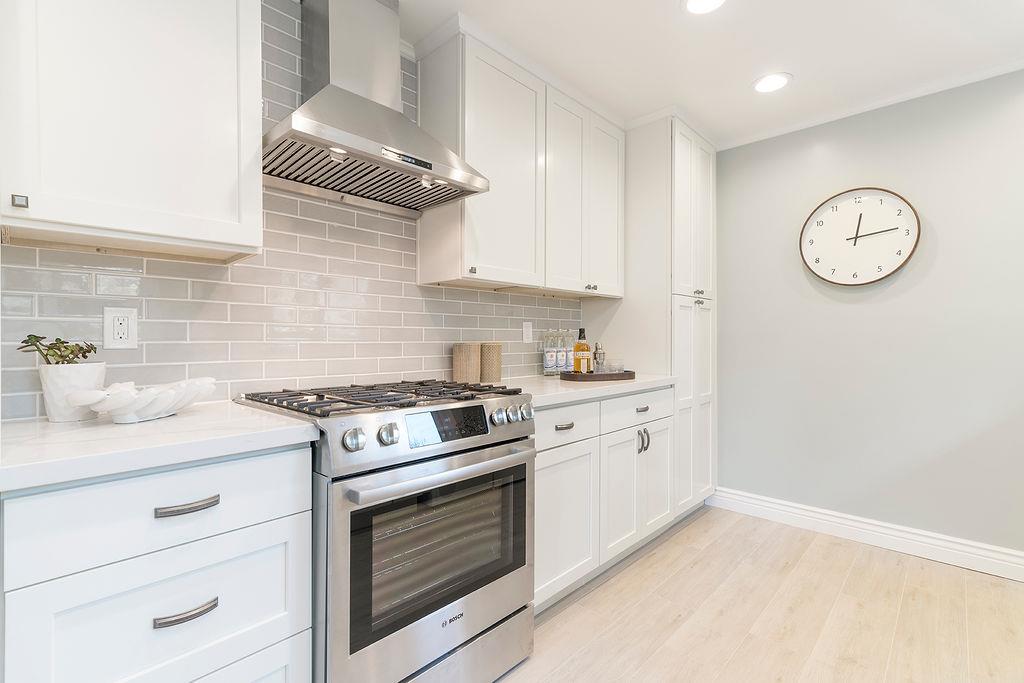 170 Willow Road, Menlo Park, CA 94025 Compass