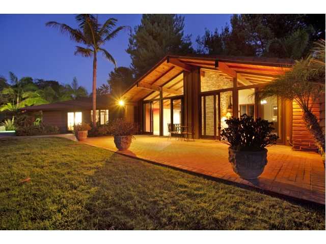 16333 Martincoit Road Poway, CA 92064 - Photo 2 of 25