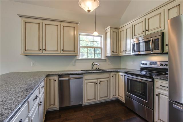 1063 Irish Way Spring Hill, TN 37174 - Photo 19 of 30 Gallery Image 19