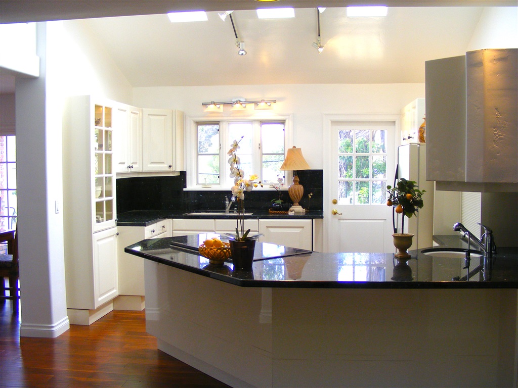 6425 Las Colinas Rancho Santa Fe, CA 92067 - Photo 7 of 14 Gallery Image 7