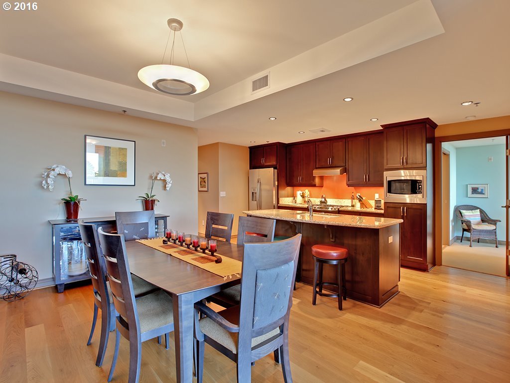 2448 Northwest Westover Road, Unit 102 Portland, OR 97210 - Photo 18 of 22 Gallery Image 18
