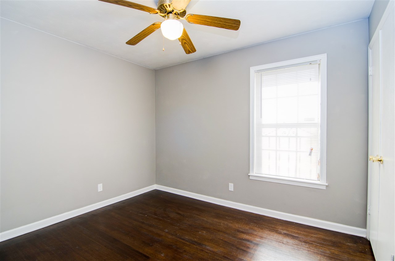 2402 Rozelle Street Memphis, TN 38114 - Photo 13 of 18