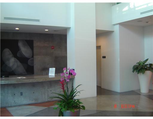 234 Northeast 3rd Street, Unit 1001 Miami, FL 33132 - Photo 4 of 11