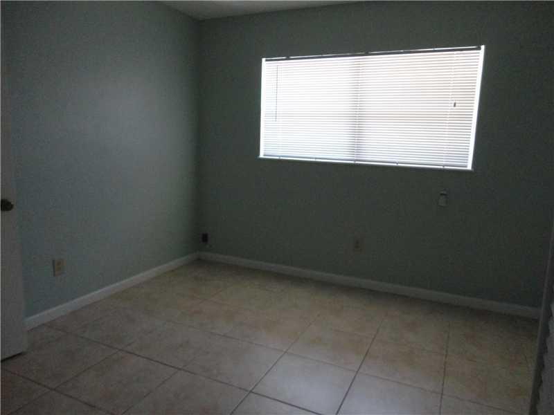 20630 Island Road Cutler Bay, FL 33189 - Photo 14 of 22 Gallery Image 14