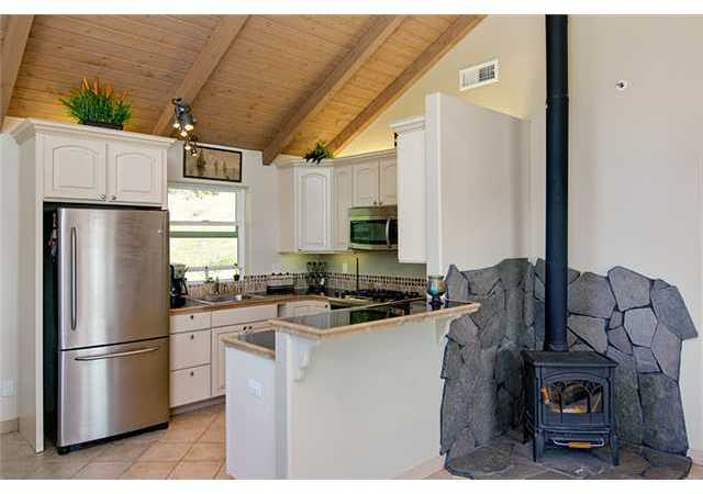 34724 Yuma Road Julian, CA 92036 - Photo 4 of 15 Open Kitchen design w/ wood stove
