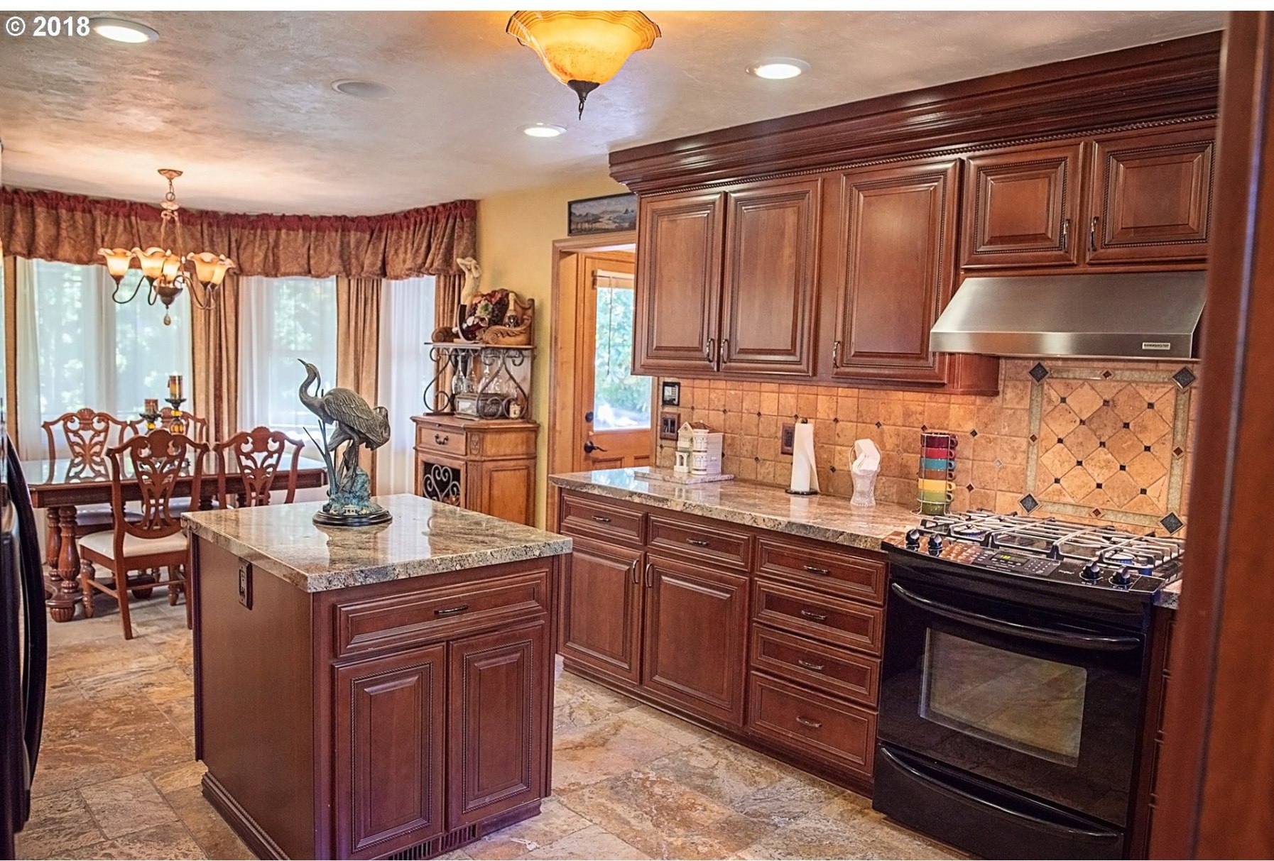 3036 Ashley Loop Eugene, OR 97405 - Photo 5 of 29 Gallery Image 5