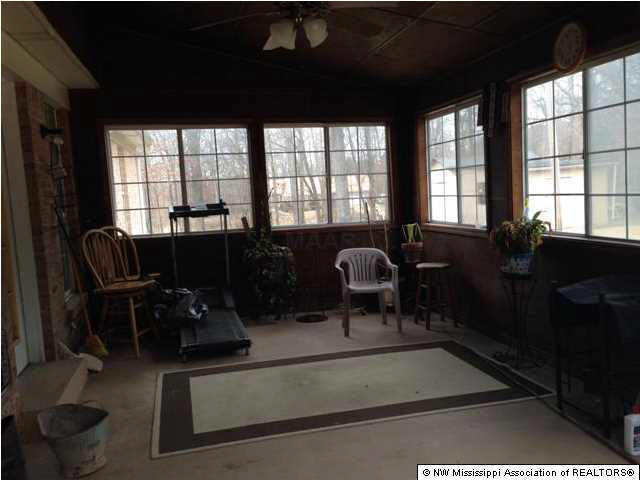 260 Tunstall Road Byhalia, MS 38611 - Photo 7 of 15 Gallery Image 7