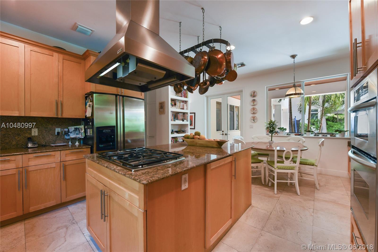 115 Hampton Lane Key Biscayne, FL 33149 - Photo 10 of 21 Gallery Image 10