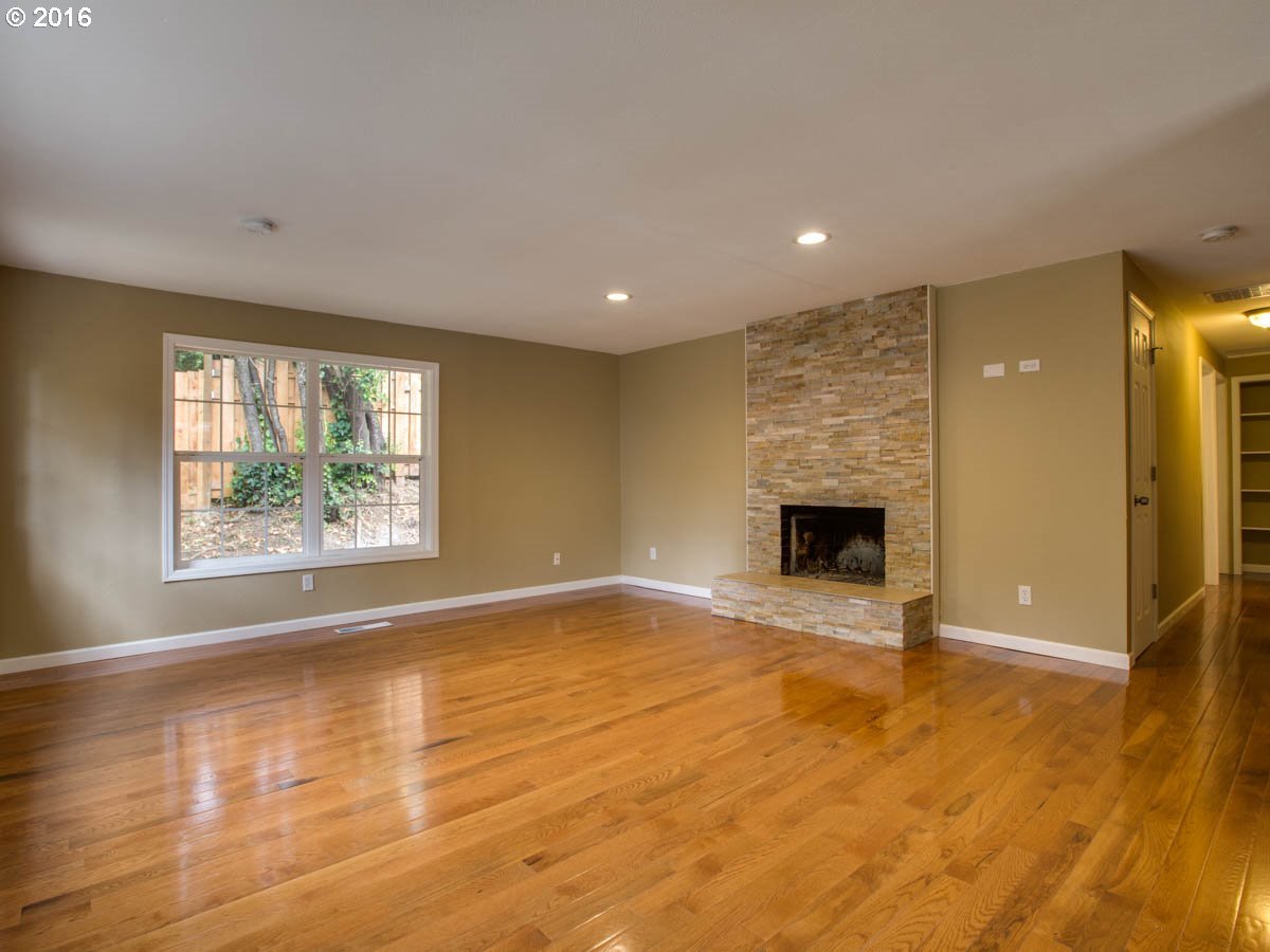 3621 Southwest Spring Garden Street Portland, OR 97219 - Photo 22 of 23 Gallery Image 22