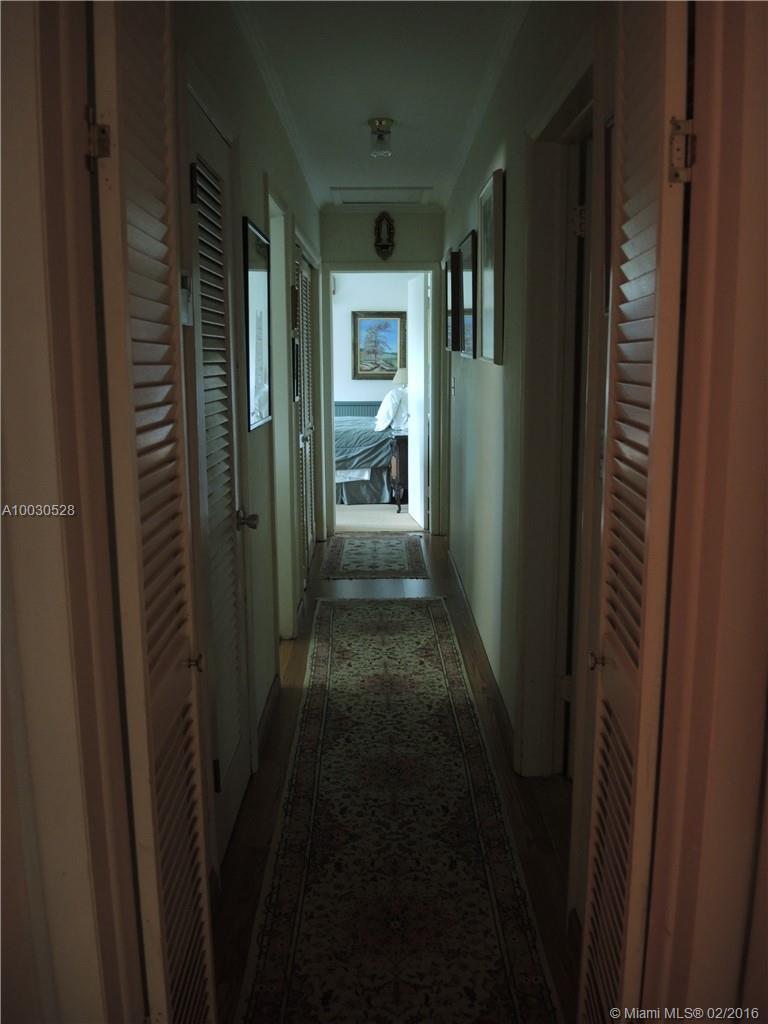 416 Miller Road Coral Gables, FL 33146 - Photo 15 of 32 Gallery Image 15