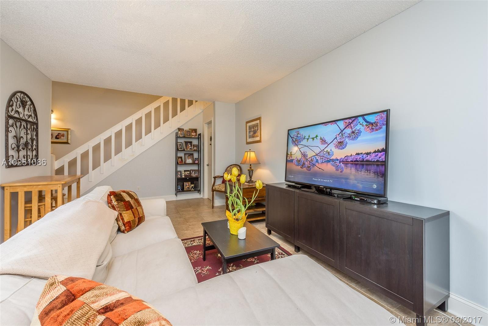 11490 Southwest 109th Road, Unit 30G Miami, FL 33176 - Photo 4 of 21 Gallery Image 4
