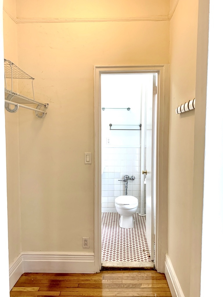 10 Bethune Street, Unit 2B Manhattan, NY 10014 - Photo 5 of 17