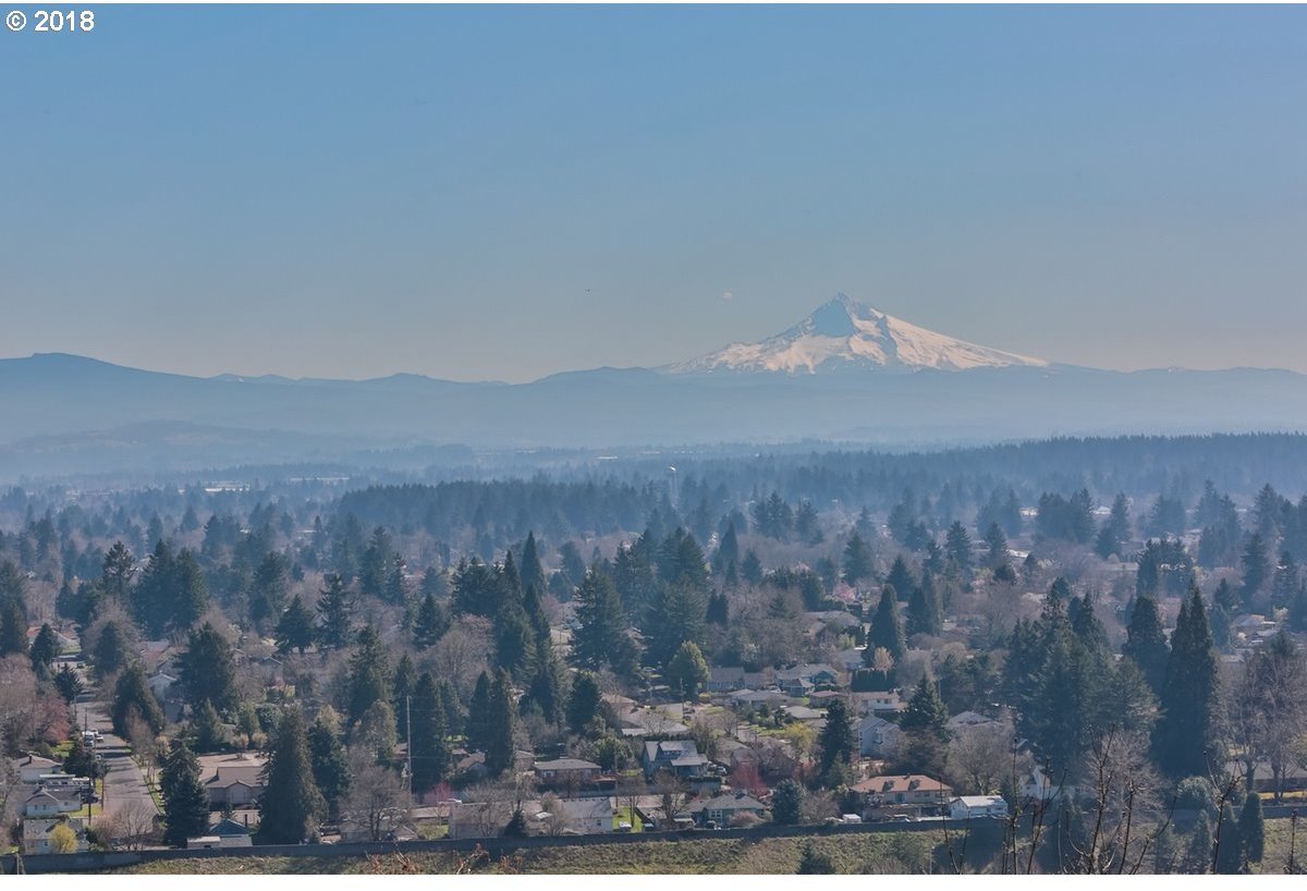 3120 Northeast Rocky Butte Road Portland, OR 97220 - Photo 2 of 32 Gallery Image 2