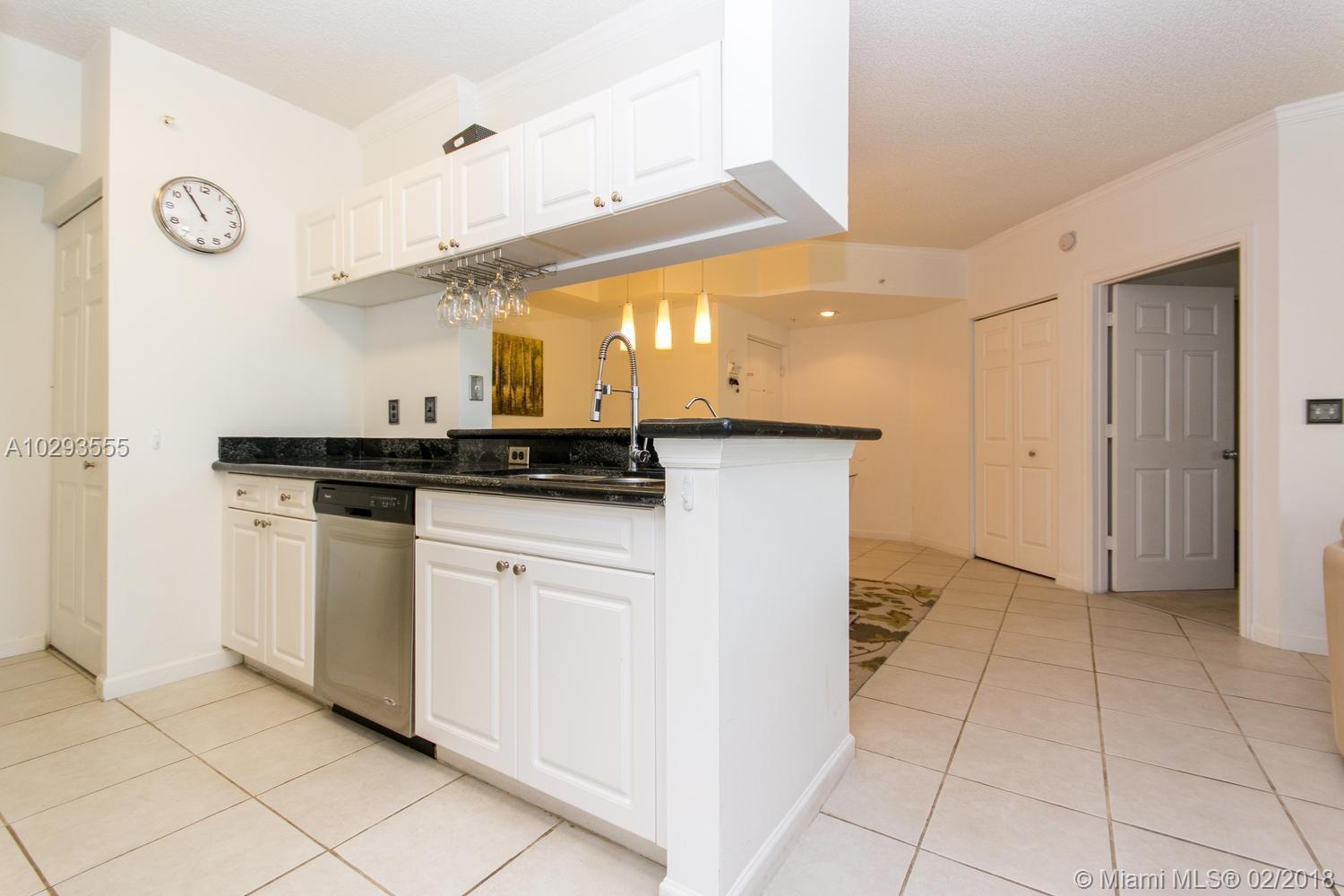 17100 North Bay Road, Unit 1415 Sunny Isles Beach, FL 33160 - Photo 22 of 35