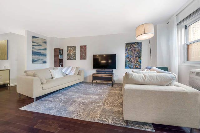 $860,000 | 175 Willoughby Street, Unit 7M | Downtown Brooklyn