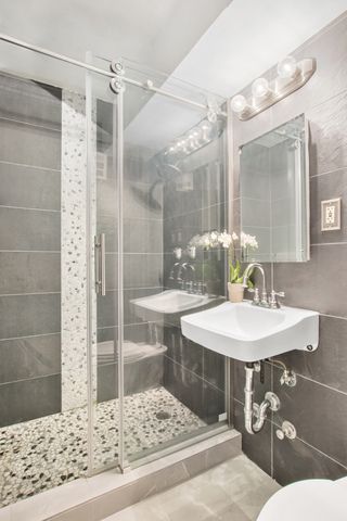 $759,000 | 122 Ashland Place, Unit 4L | Downtown Brooklyn