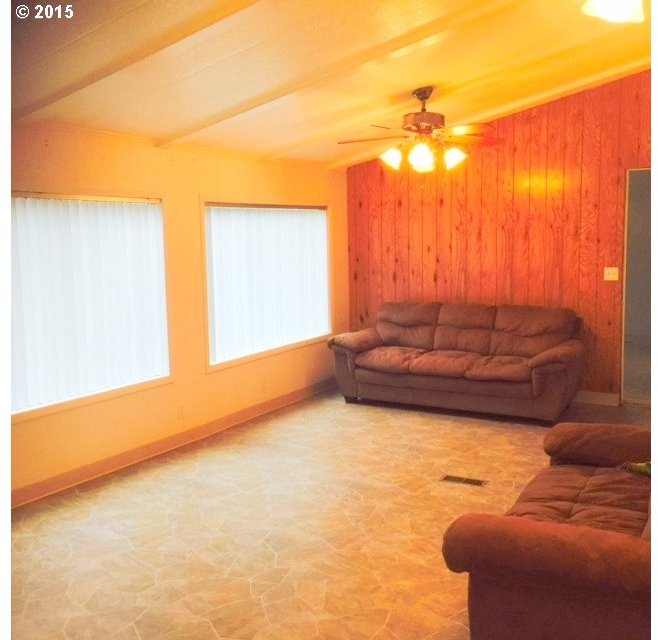 100 River Bend Road, Unit SP 51 Reedsport, OR 97467 - Photo 4 of 10