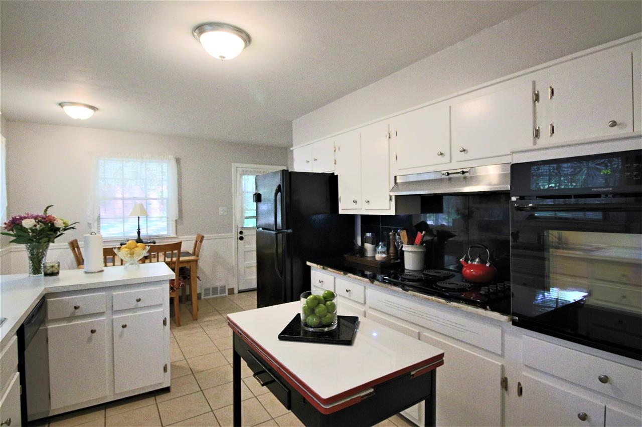 3048 Kenneth Street Memphis, TN 38128 - Photo 7 of 24 Open And Spacious With Plenty Of Move Around Room!