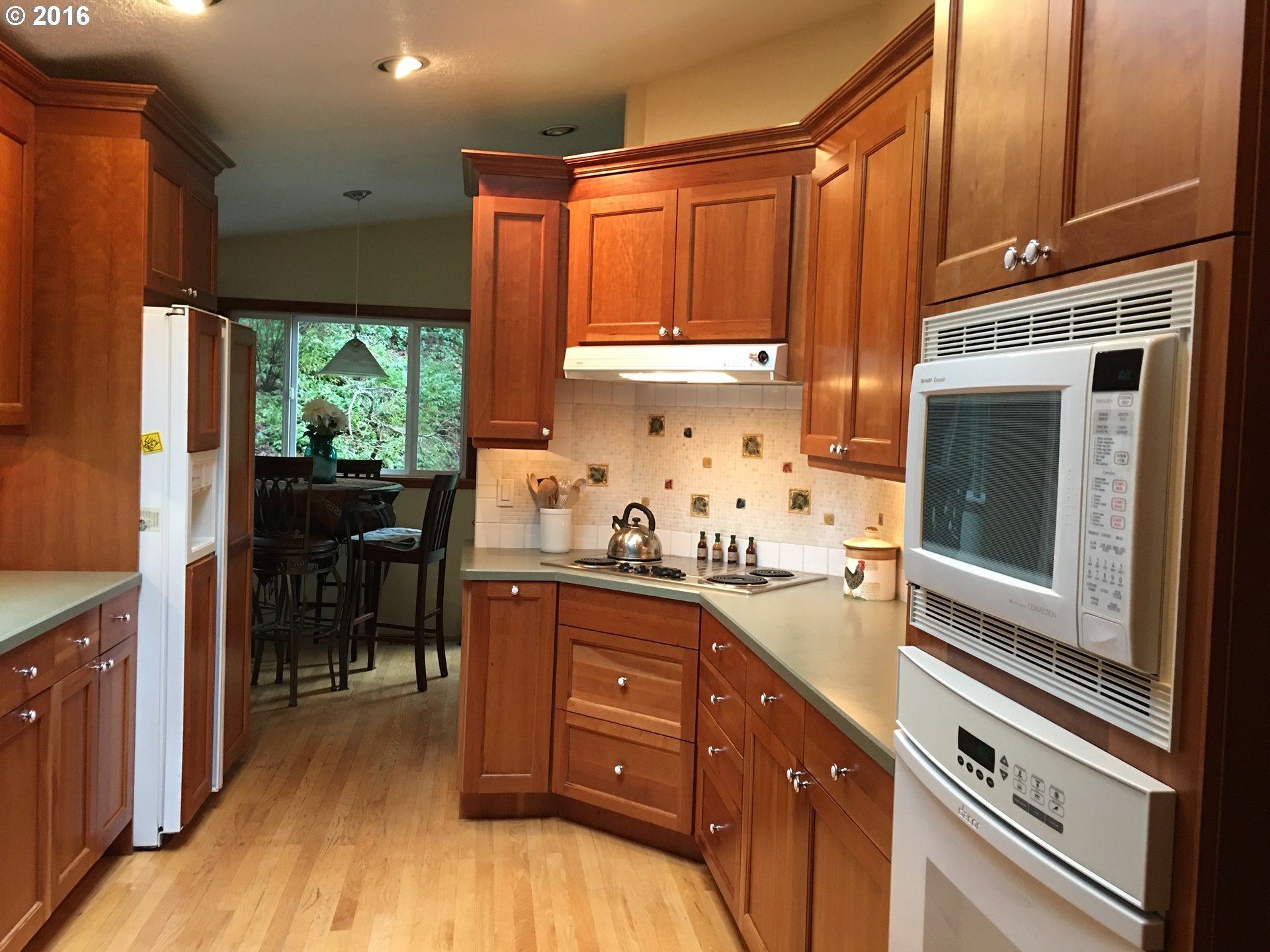 8655 Southwest Leahy Road Portland, OR 97225 - Photo 2 of 29 Gallery Image 2
