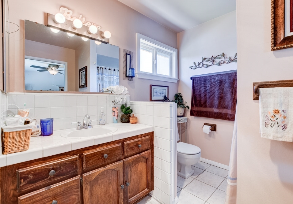 10033 Del Rio Road Spring Valley, CA 91977 - Photo 13 of 25