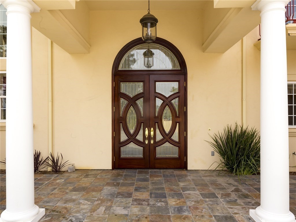 5255 Escarpa Avenue Atascadero, CA 93422 - Photo 3 of 32