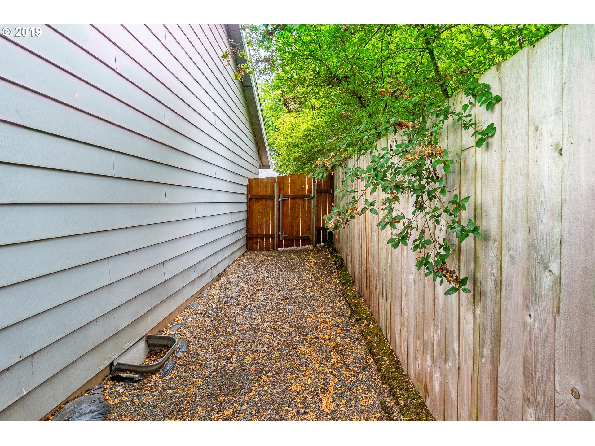 2665 Southwest Spring Garden Street Portland, OR 97219 - Photo 31 of 32 Gallery Image 31