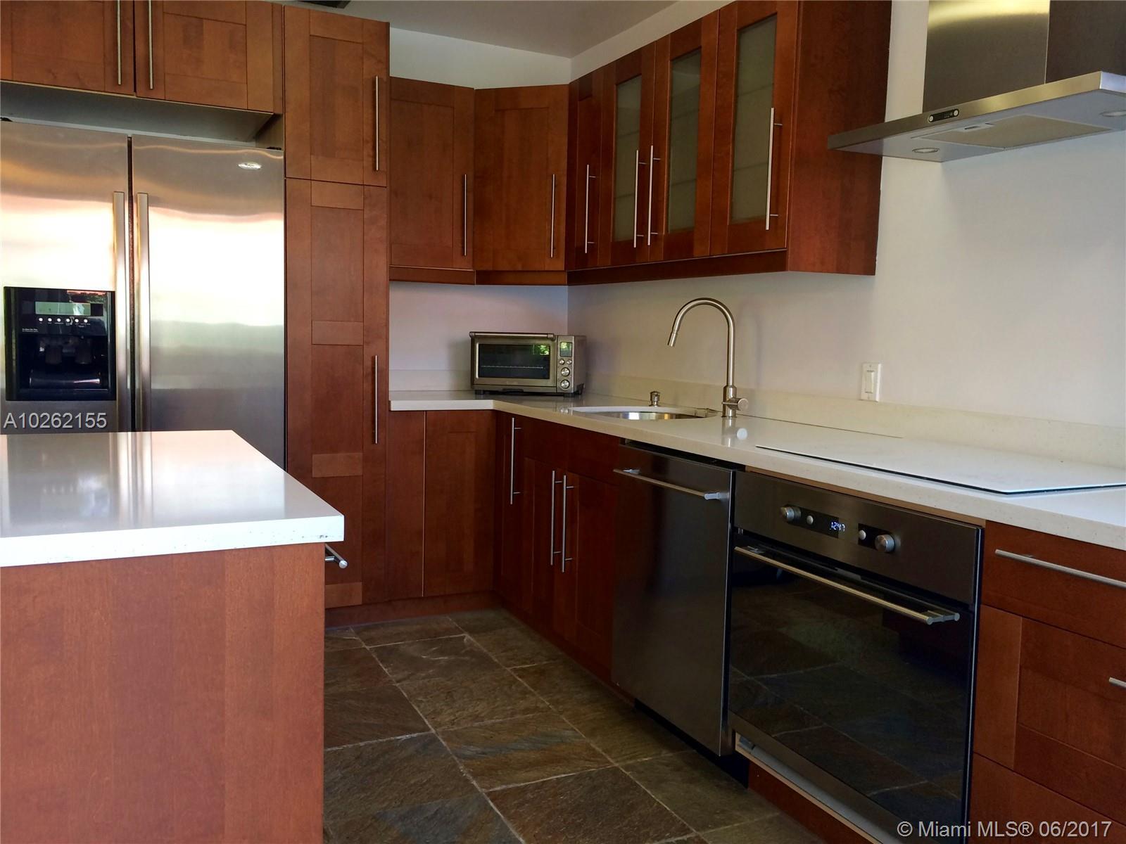 429 Southwest 28th Road Miami, FL 33129 - Photo 11 of 25