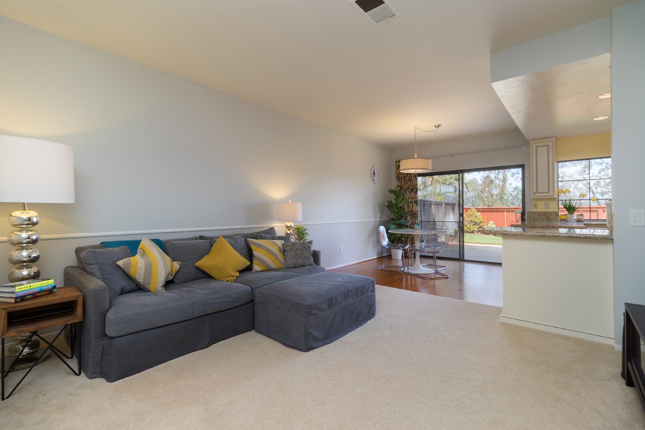 2125 Summerhill Drive Encinitas, CA 92024 - Photo 8 of 25