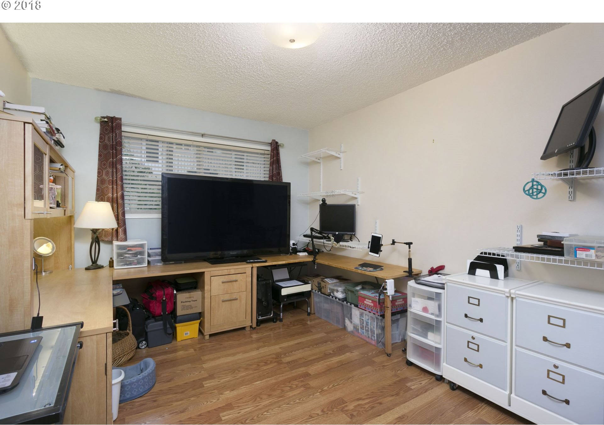 6815 Southwest Capitol Hill Road, Unit 11 Portland, OR 97219 - Photo 14 of 29 Gallery Image 14