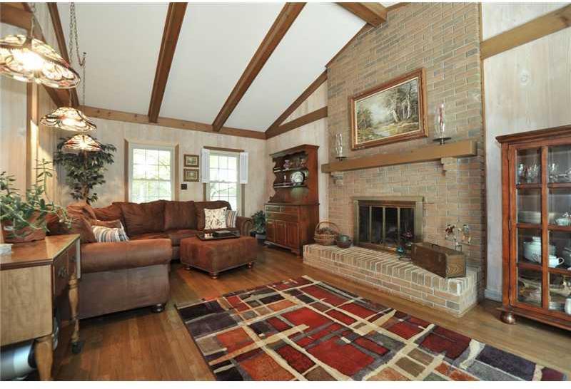 3874 Grove Road Gibsonia, PA 15044 - Photo 8 of 20 Gallery Image 8