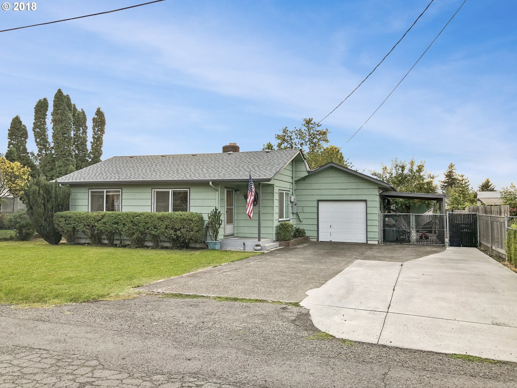 250 Chapman Lane Springfield, OR 97478 - Photo 4 of 15