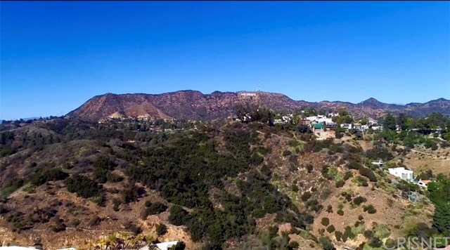 6407 La Punta Drive Los Angeles, CA 90068 - Photo 17 of 19