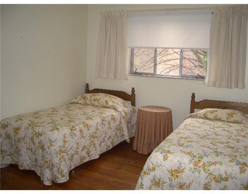 3940 Edge Road Brentwood, PA 15227 - Photo 17 of 17 Gallery Image 17