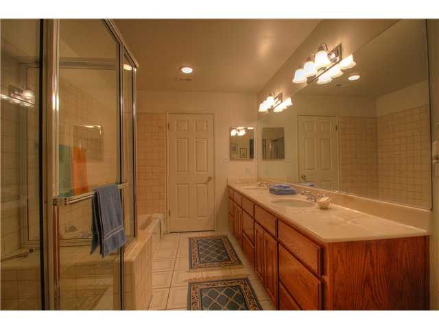 16535 Highland Valley Road Ramona, CA 92065 - Photo 14 of 25 Spacious master suite with shower, tub & walk-in closet!