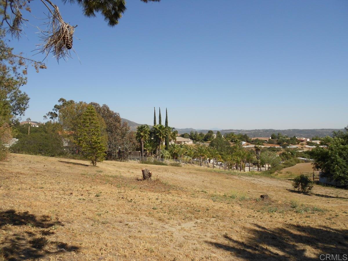 15757 Villa Sierra Road Valley Center, CA 92082 - Photo 15 of 16 Gallery Image 15
