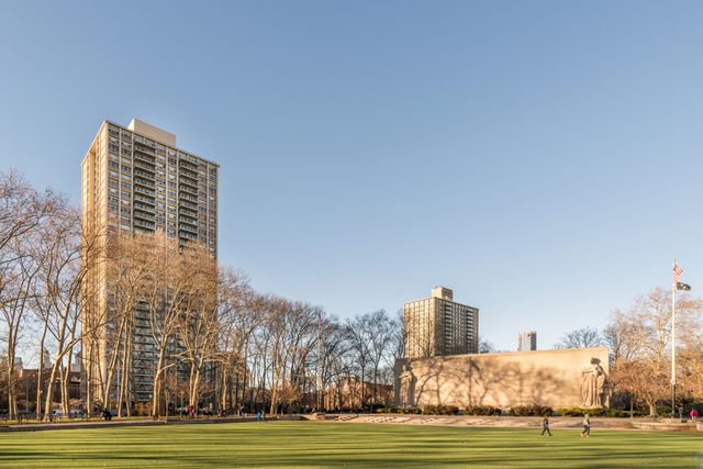 $710,000 | 75 Henry Street, Unit 7F | Brooklyn Heights