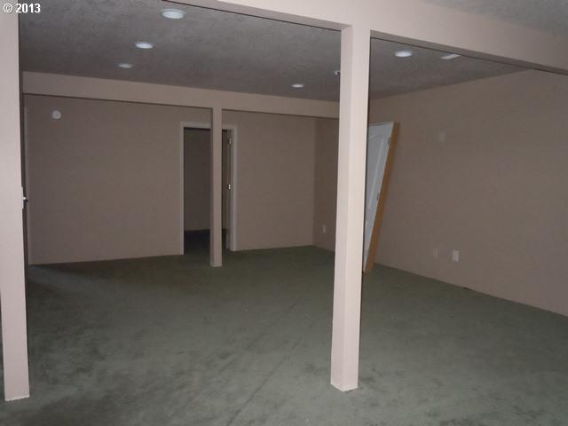 32275 East Loop Road Hermiston, OR 97838 - Photo 15 of 16