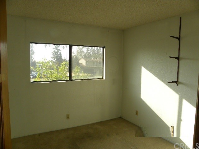 5156 June Mountain Montclair, CA 91763 - Photo 10 of 40