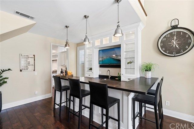 $2,200,000 | 3124 Broad Street, Newport Beach, CA 92663