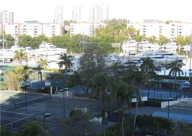 19707 Turnberry Way, Unit 7C Aventura, FL 33180 - Photo 9 of 11