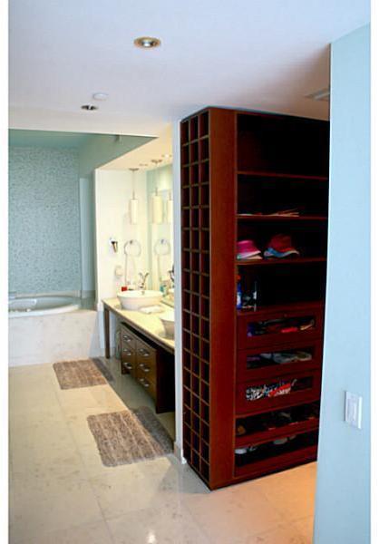 450 Alton Road, Unit 804 Miami Beach, FL 33139 - Photo 5 of 13