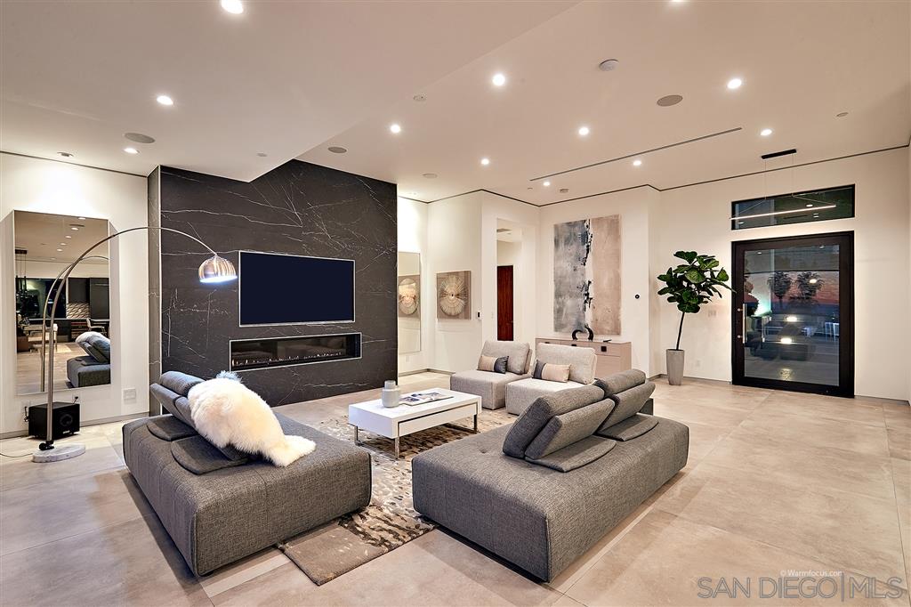 6708 Muirlands Drive La Jolla, CA 92037 - Photo 4 of 25