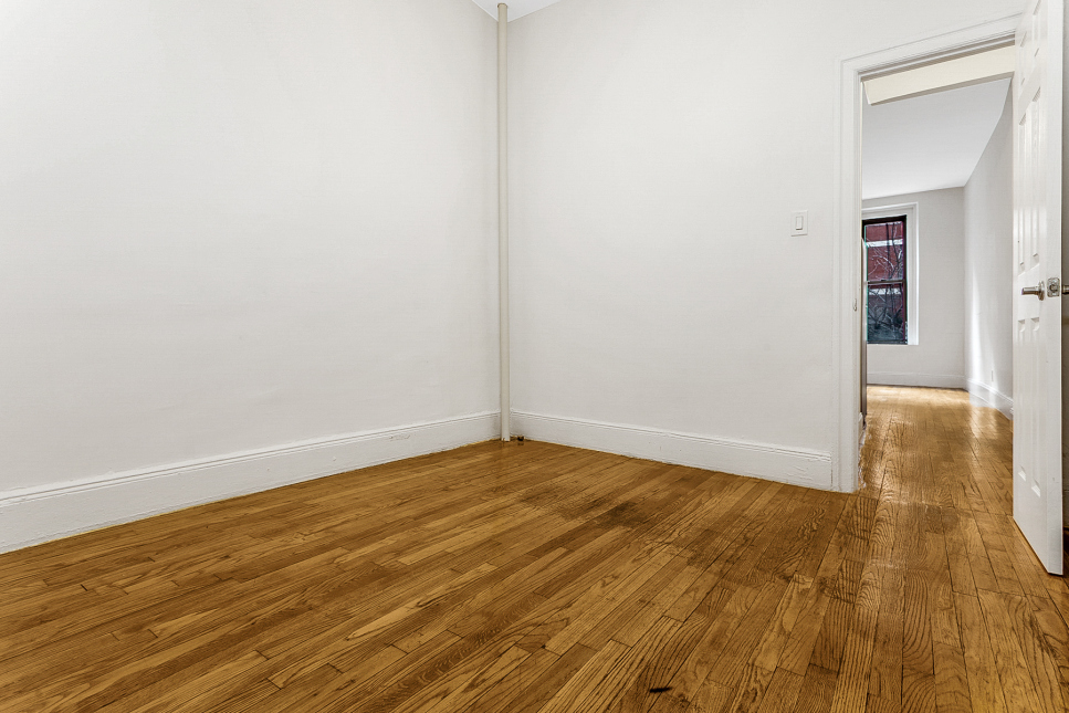 175 East 90th Street, Unit A1 Manhattan, NY 10128 - Photo 5 of 6