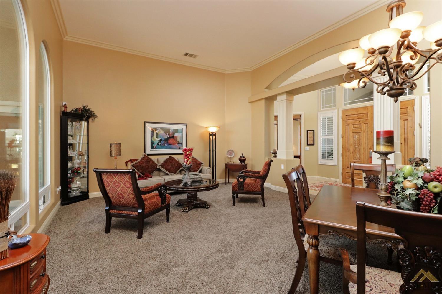 13409 Michaelangelo Drive Bakersfield, CA 93314 - Photo 8 of 40