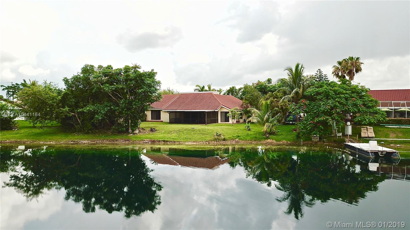 1576 Egret Road Homestead, FL 33035 - Photo 5 of 33 Gallery Image 5