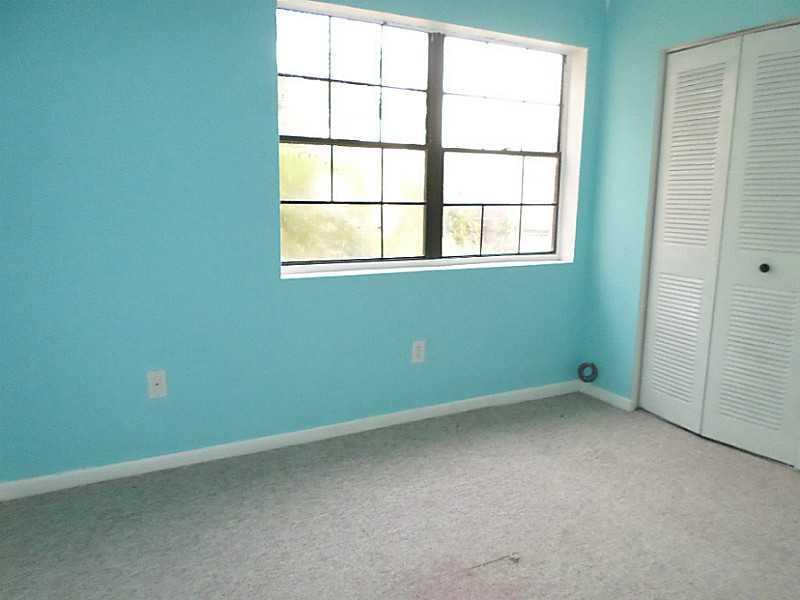 10450 Southwest 154th Court, Unit 8 Miami, FL 33196 - Photo 5 of 10