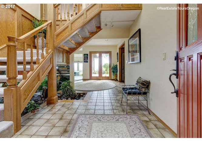 13125 Southwest Whitmore Road Hillsboro, OR 97123 - Photo 2 of 30